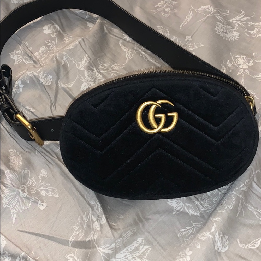 GG fanny pack in black velvet